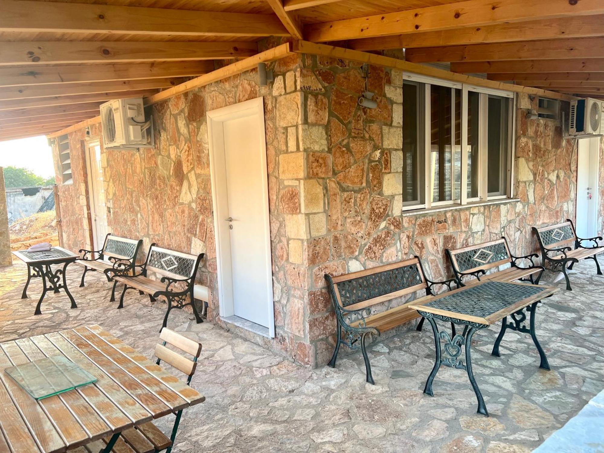 Hotel Jardin Miraculeux Himarë Exterior foto